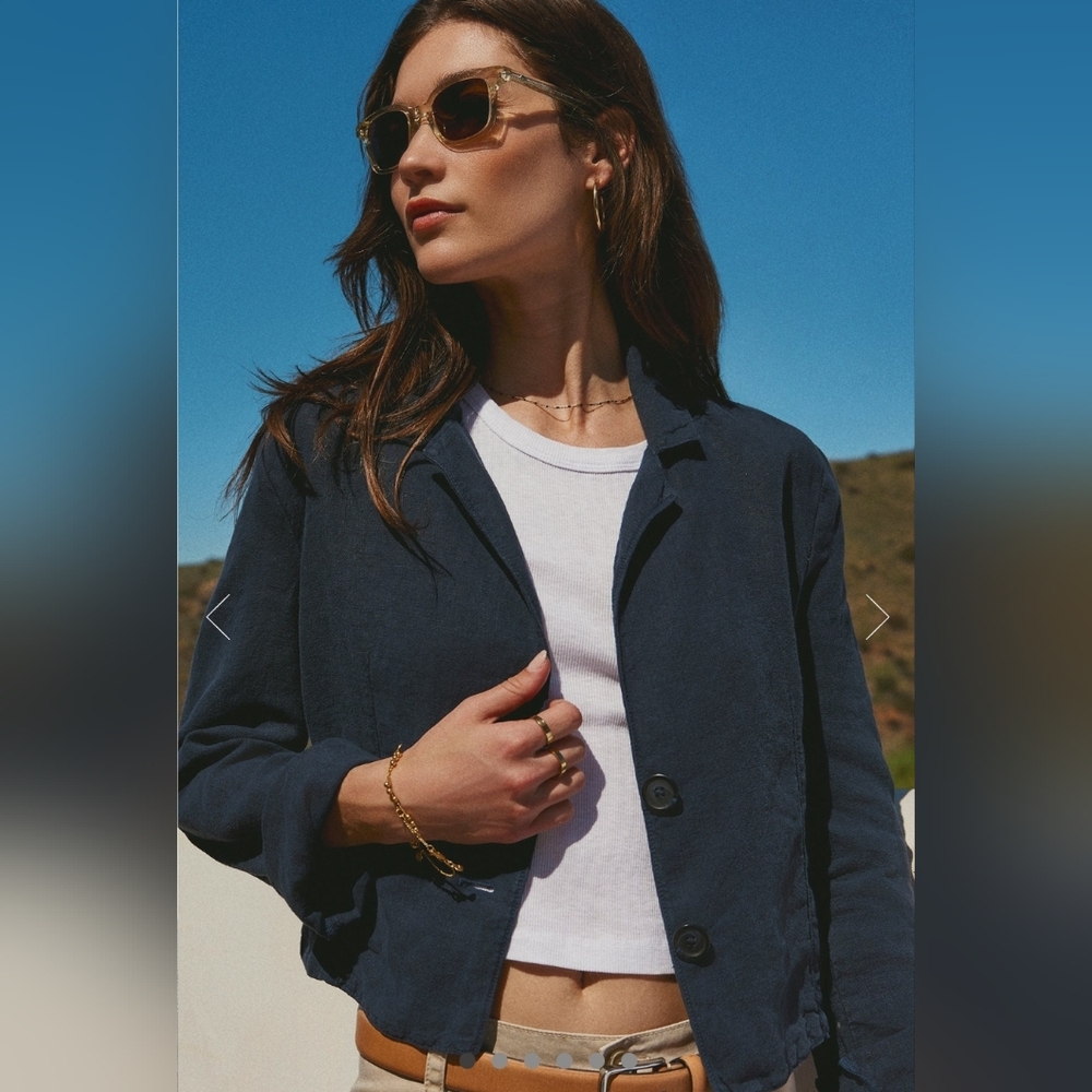 Velvet by Graham & Spencer Finley Heavy Linen Cropped Blazer